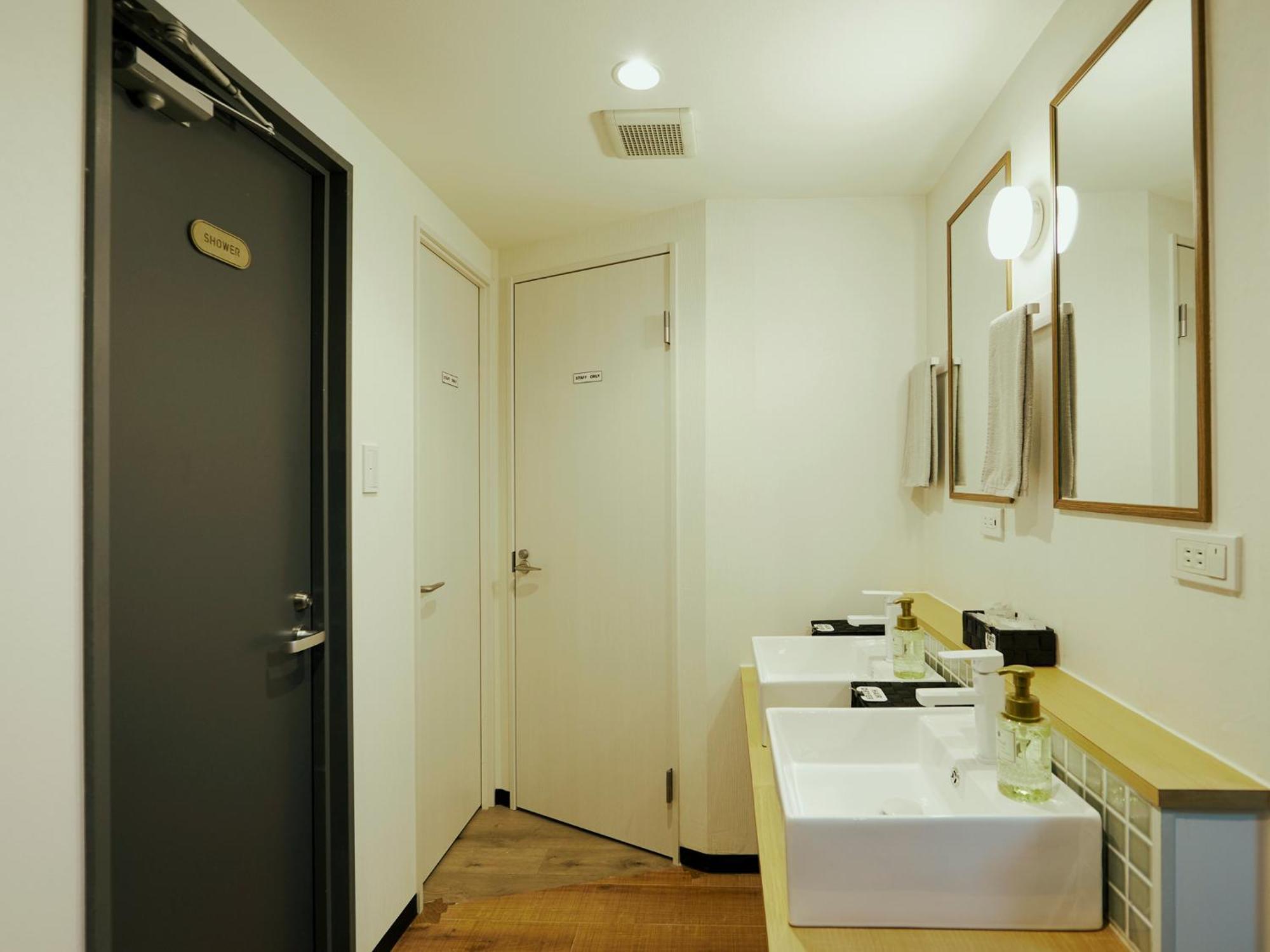 Hostal Akasaka Hive